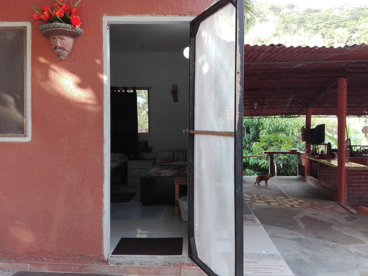 Hostel Finca La Gordita Calabazo  Exterior photo